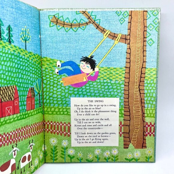 A Child’s Garden Of Verses Golden Book 1972 Virginia Tiffany Stitchery Art HC - Picture 5 of 8